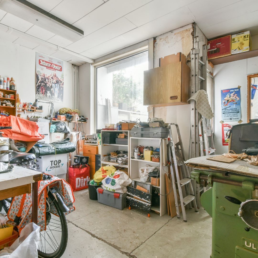 Hoarding households keep up to €12k worth of contents